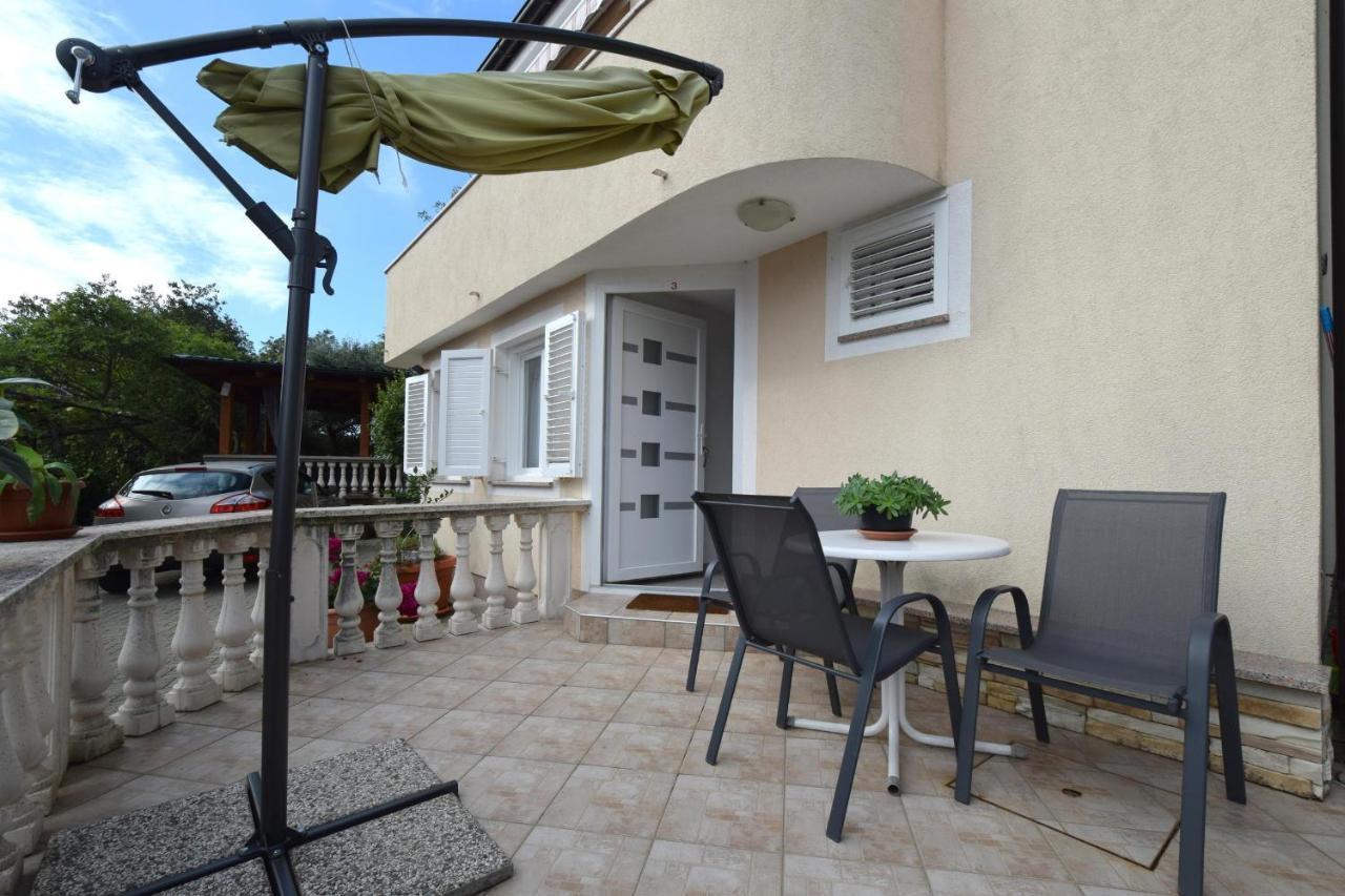 Apartments Julia Čižići Exterior foto